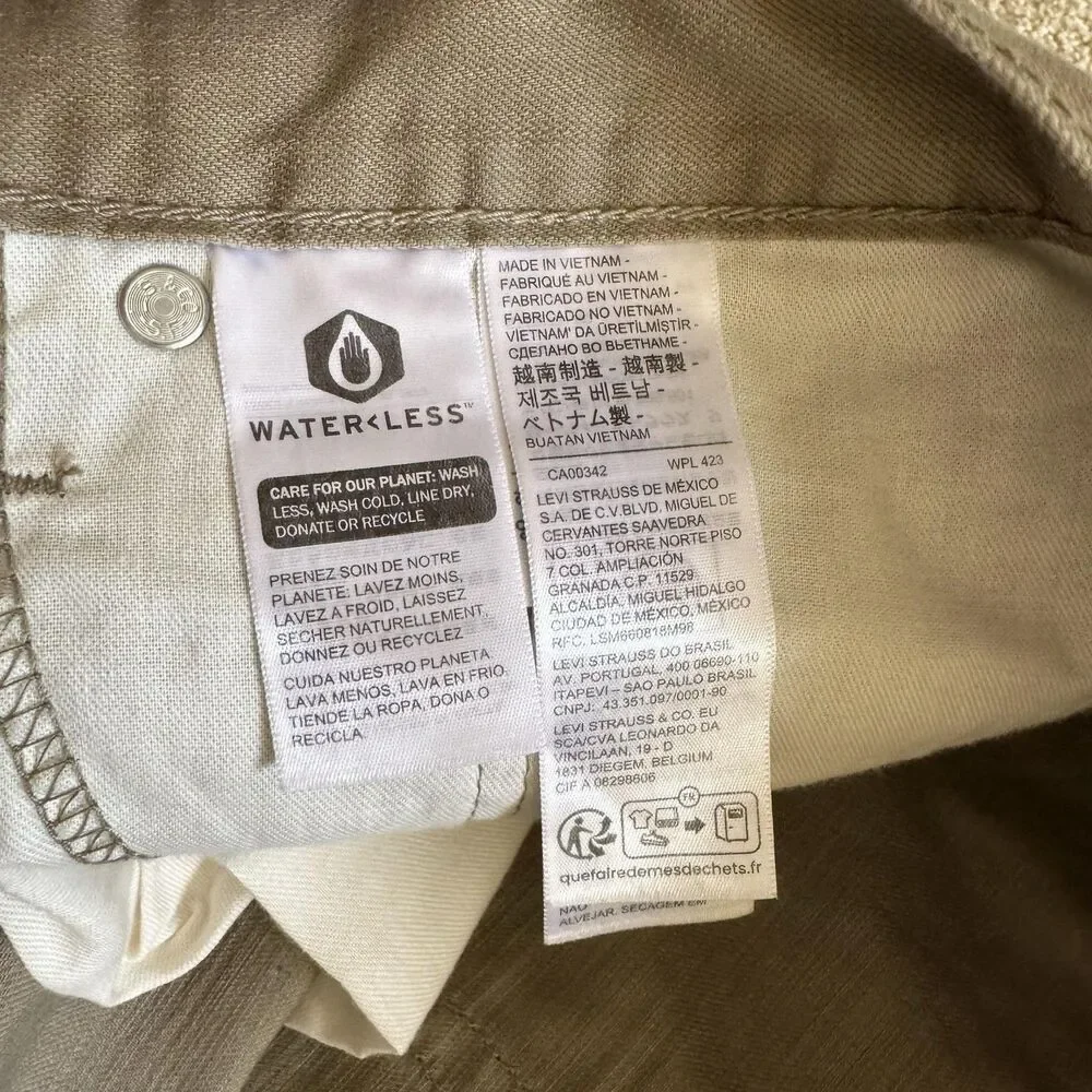 Levi's 559 Jeans Mens 44x32 Beige Relaxed Straight Zip Fly Denim 5 Pocket